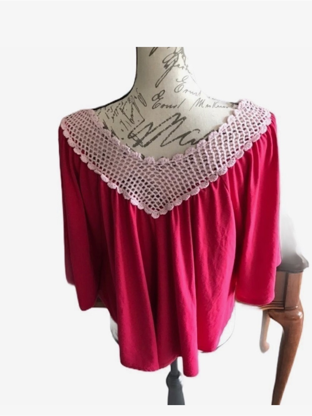 Rue21 Crochet V-Neck Flutter Sleeve Top in Hot Pink with Cream Trim - Picture 8 of 10